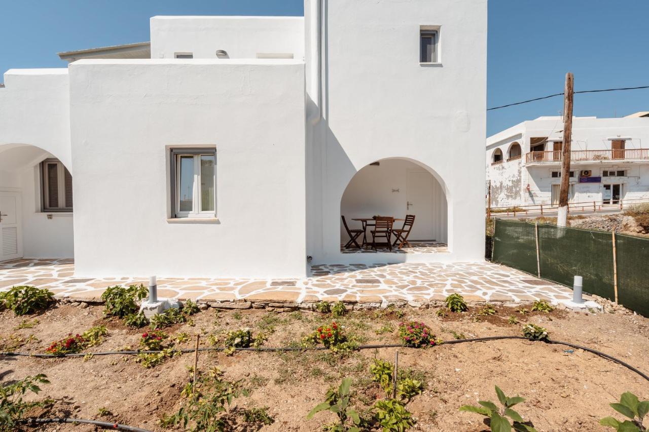 Celestial Seaview Apartments- Apollon Naxos City Eksteriør billede